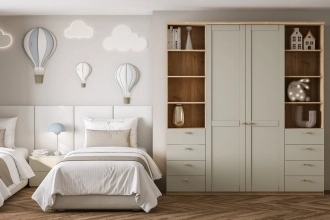 Шкаф распашной София РАХ-10 в белом цвете с гладкими фасадами